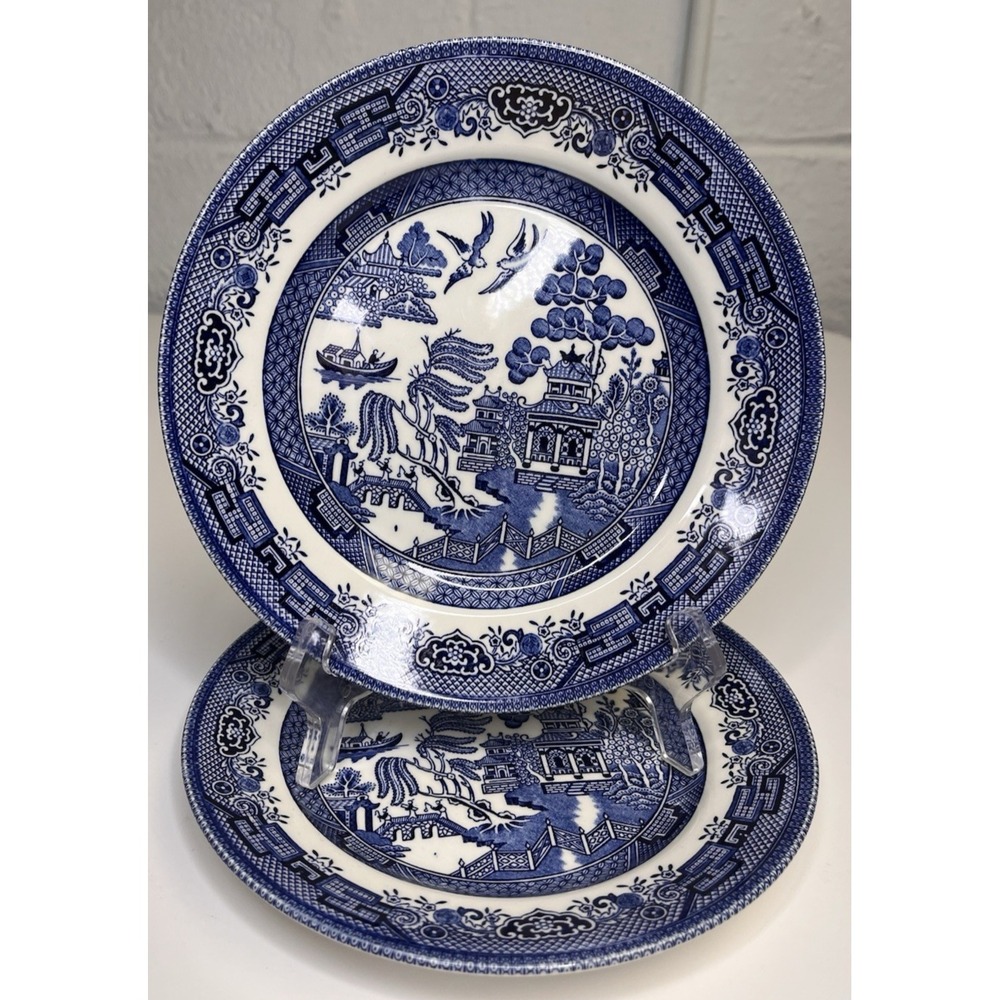 Churchill Blue Willow 8" Salad Plates Set of 2 England Cottage Decor